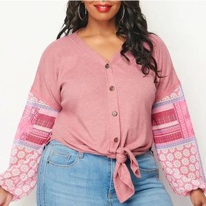 NWT. Beae Boho Button Up Tie Front Top. Size 1x